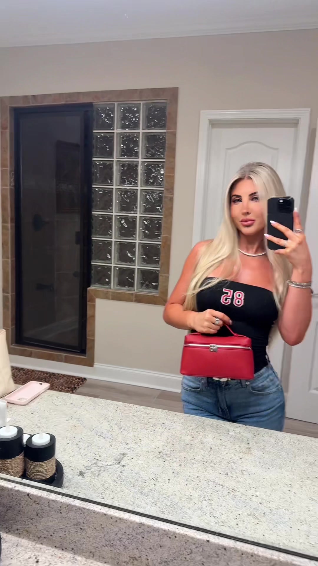 @hannahstraub_