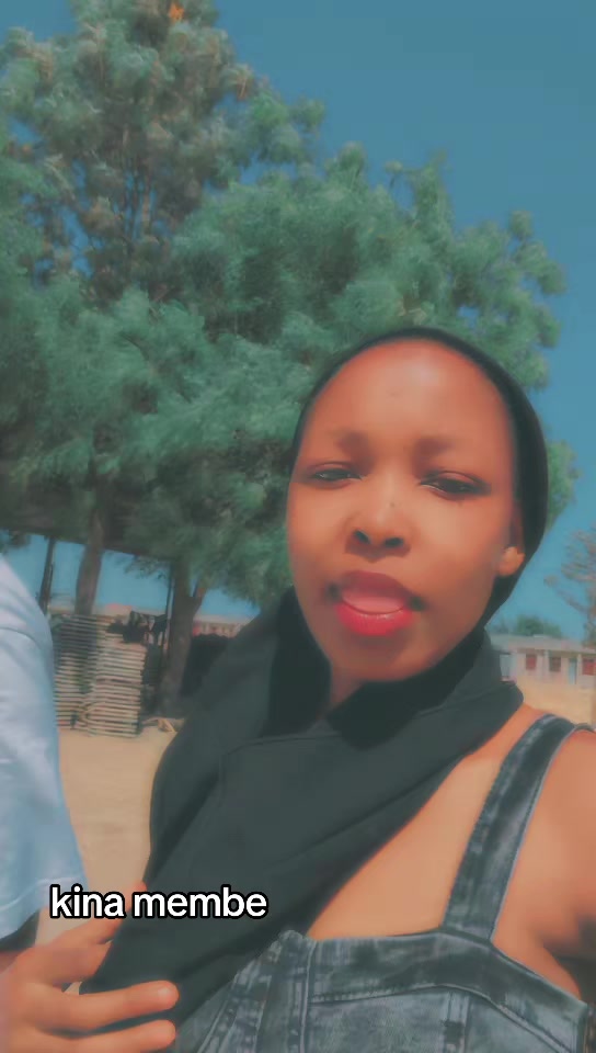 @LIZZY KIDOTI 🧝♀️🪘