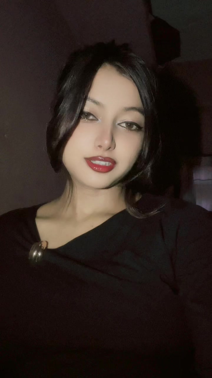 @PRIYA (🫶)