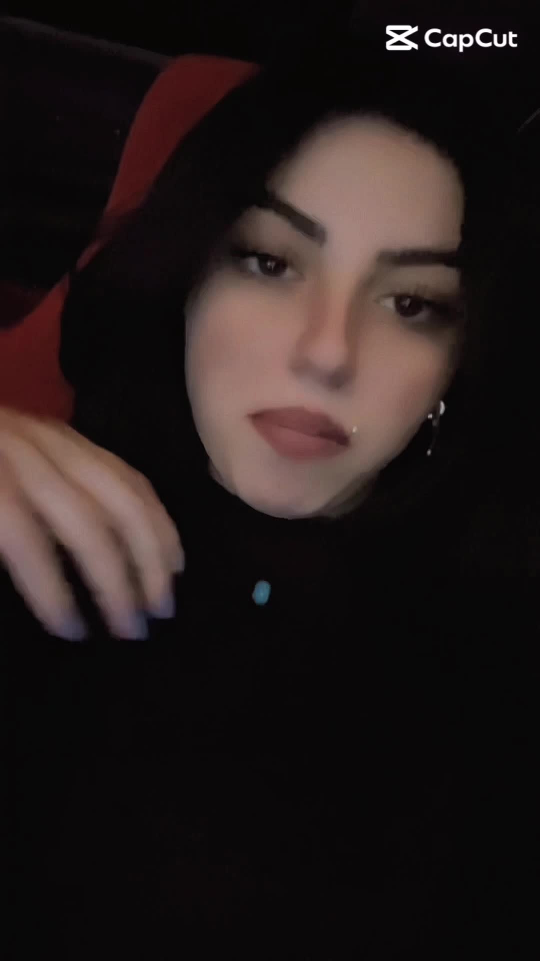 @👸