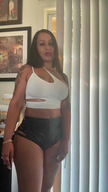 @Dopechick69