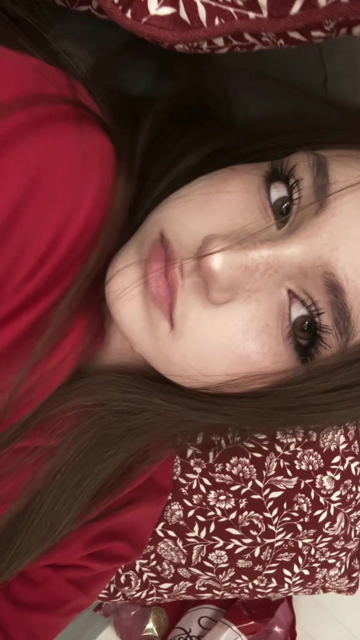 @evivuuvv