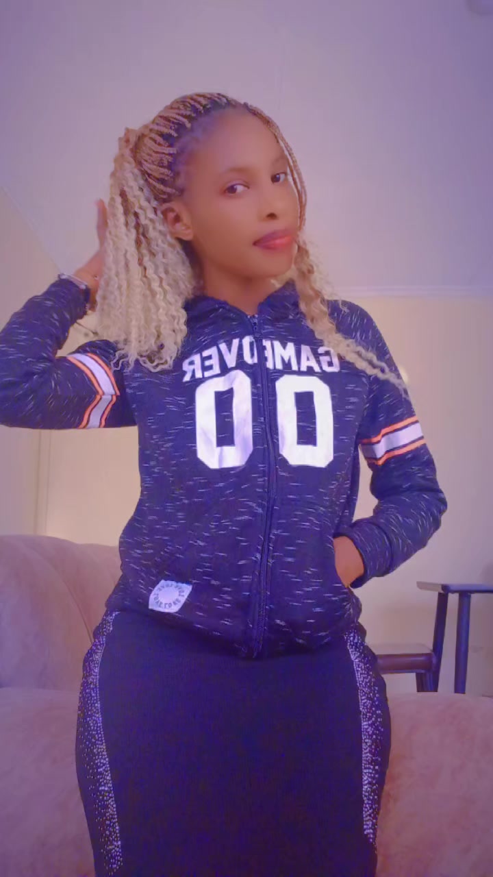 @️Kiki💫