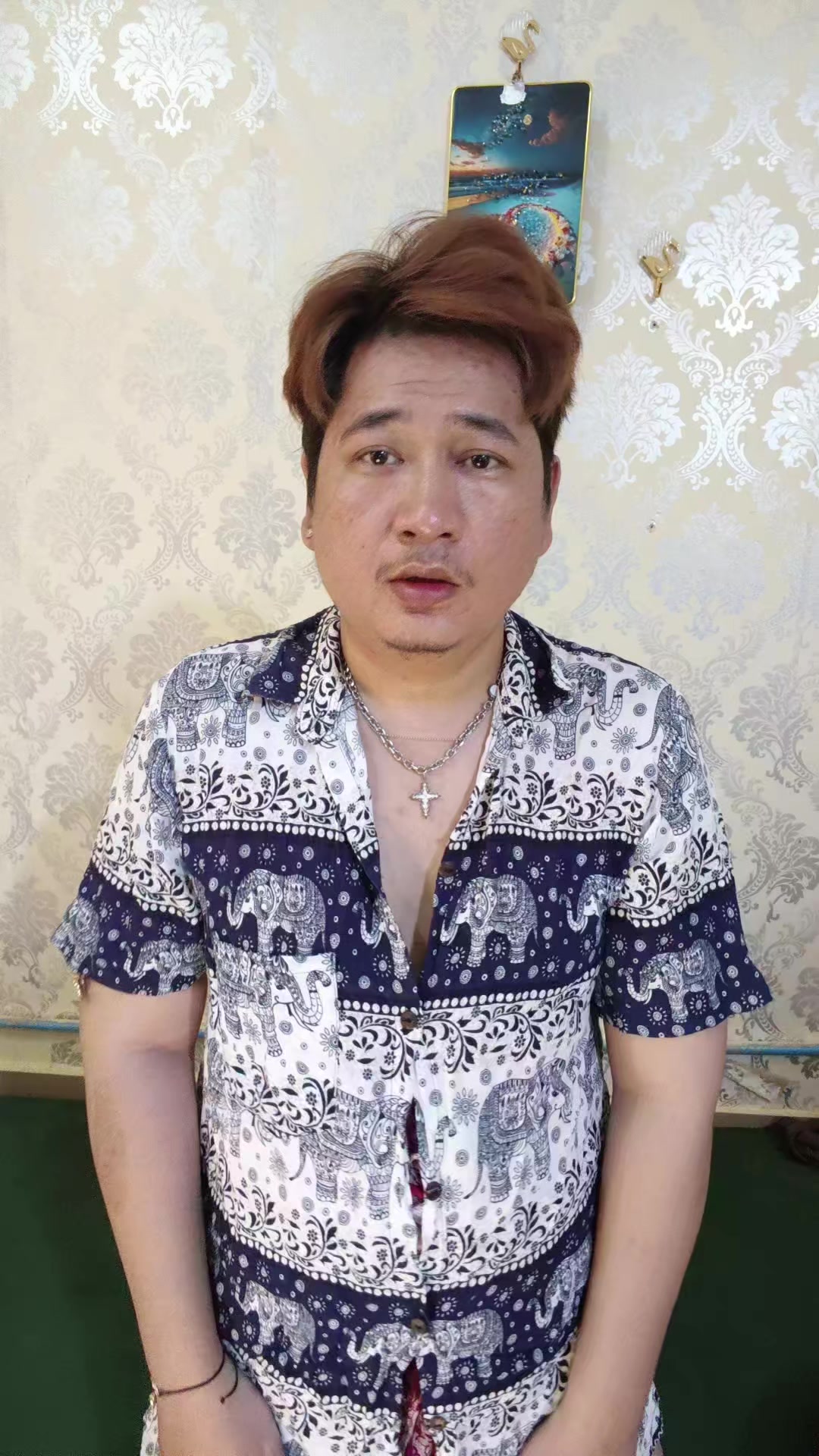 @Bichael (កុឡាបសThewalkingheel)