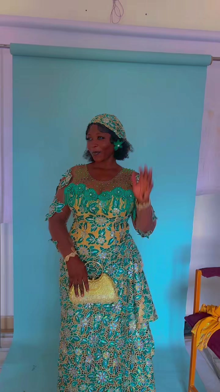 @SA ❤️LA 🦋CI 🥰OUS ✅