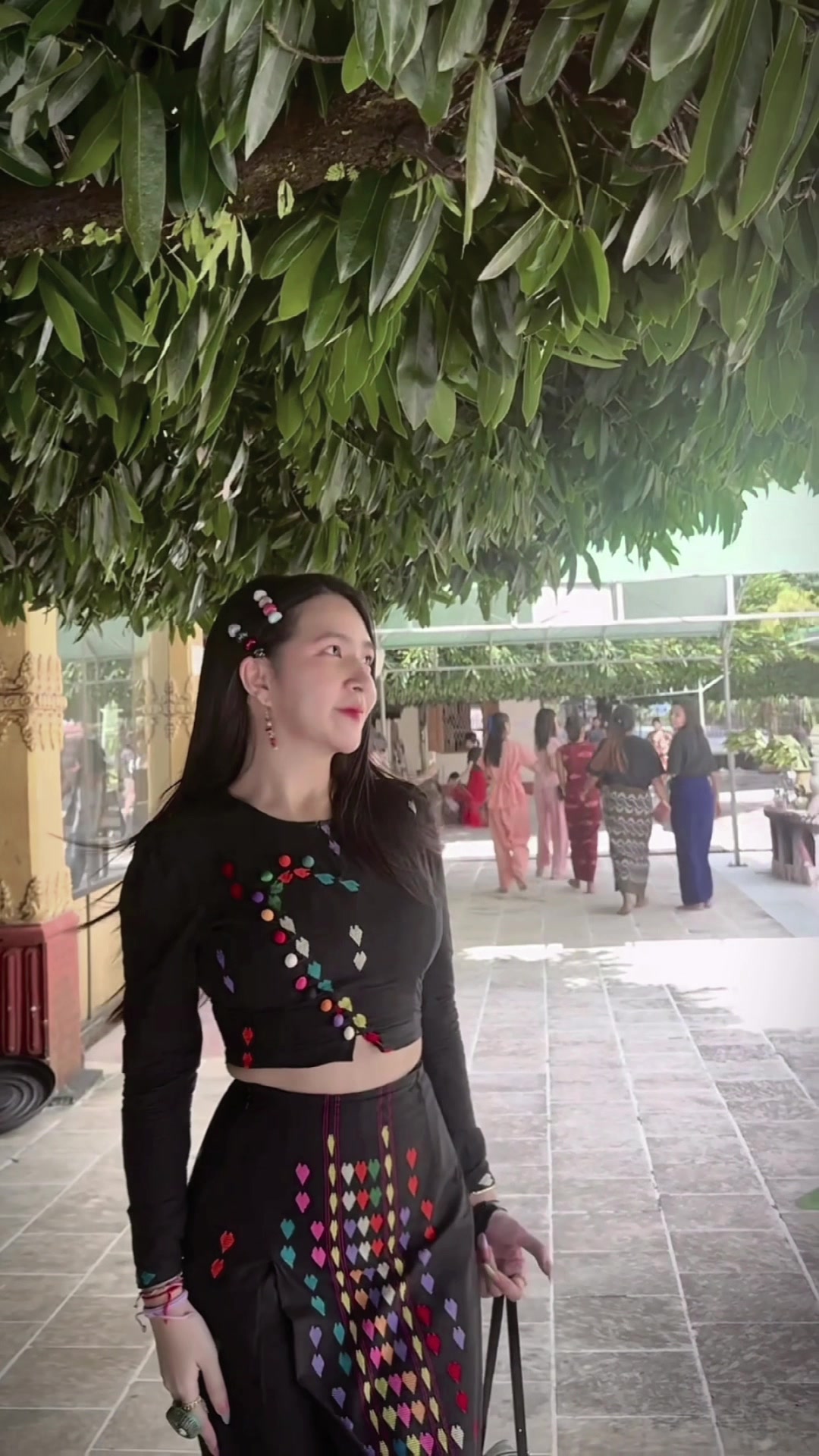 @Win Shwe Yee Thin(ဝါလေး)