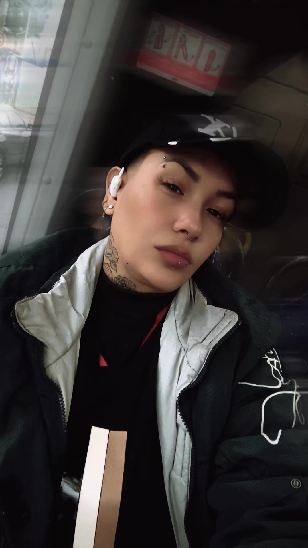 @𝔾𝕠𝕠𝕕-𝔾𝕚𝕣𝕝 🖤🏳️&zwj;🌈