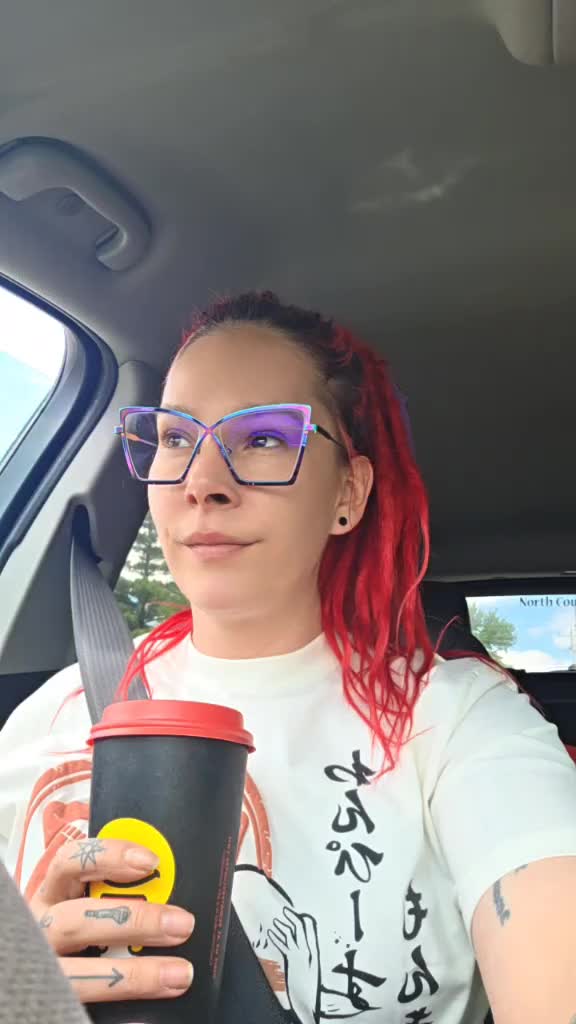 @Mombie1991