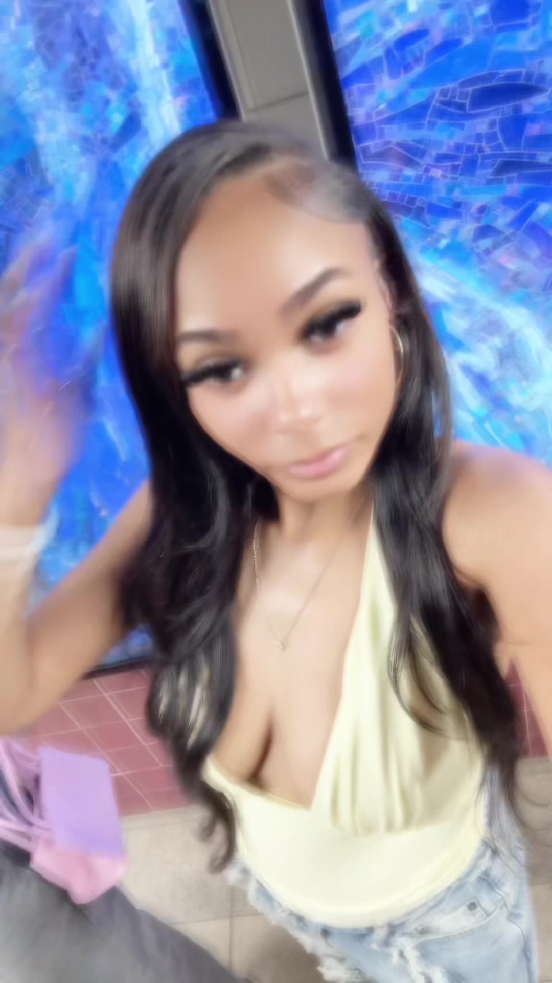 @nia