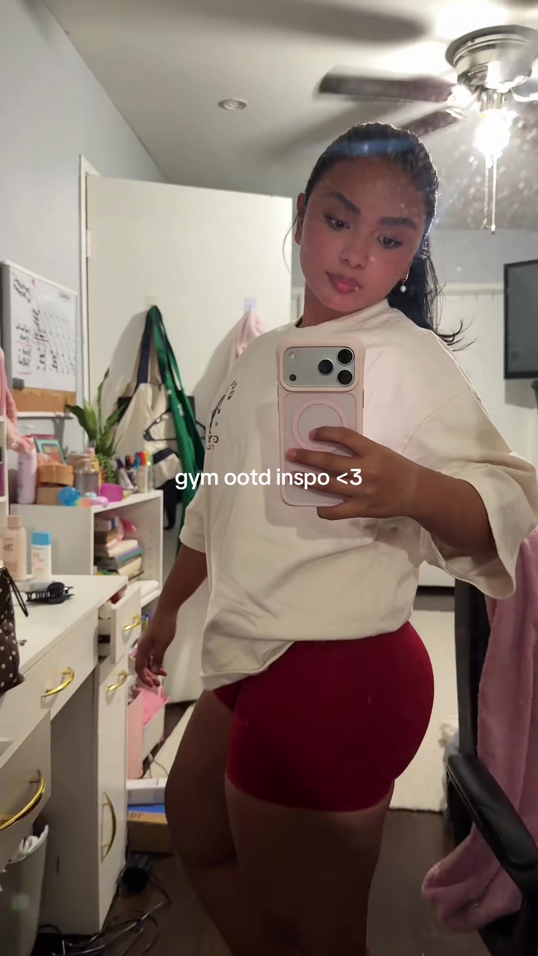 @NIKKI M