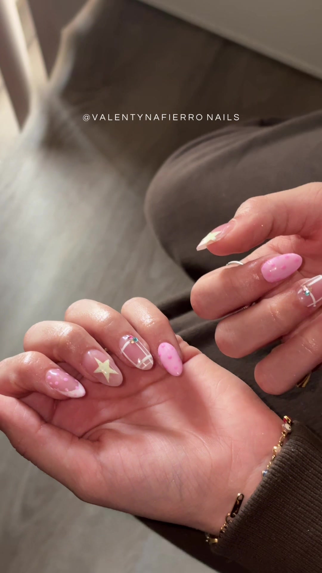 @AZ NAIL TECH