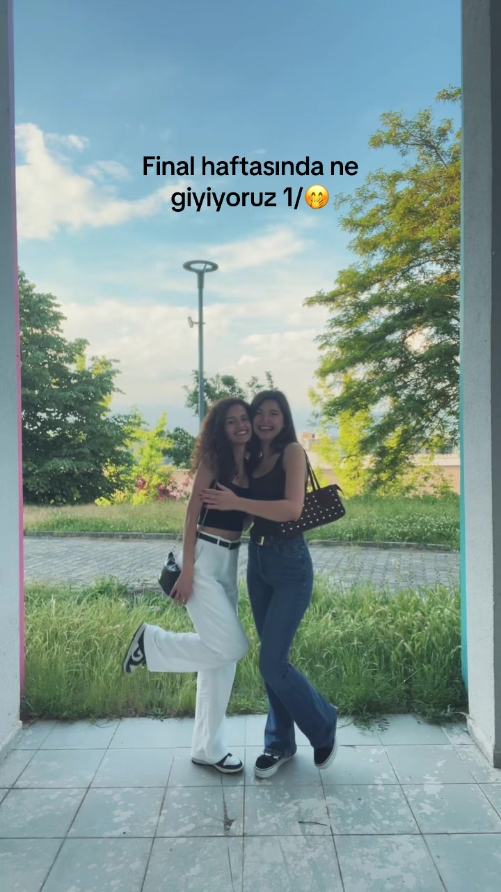 @Rümeysa Taş