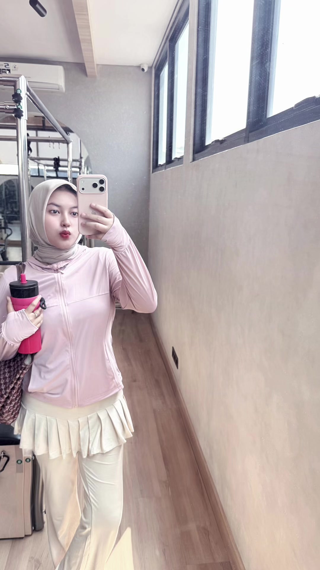 @deyna
