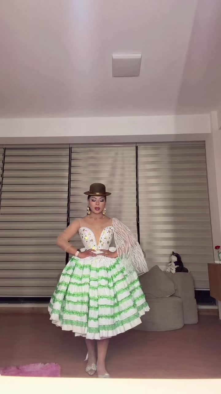 @Ana