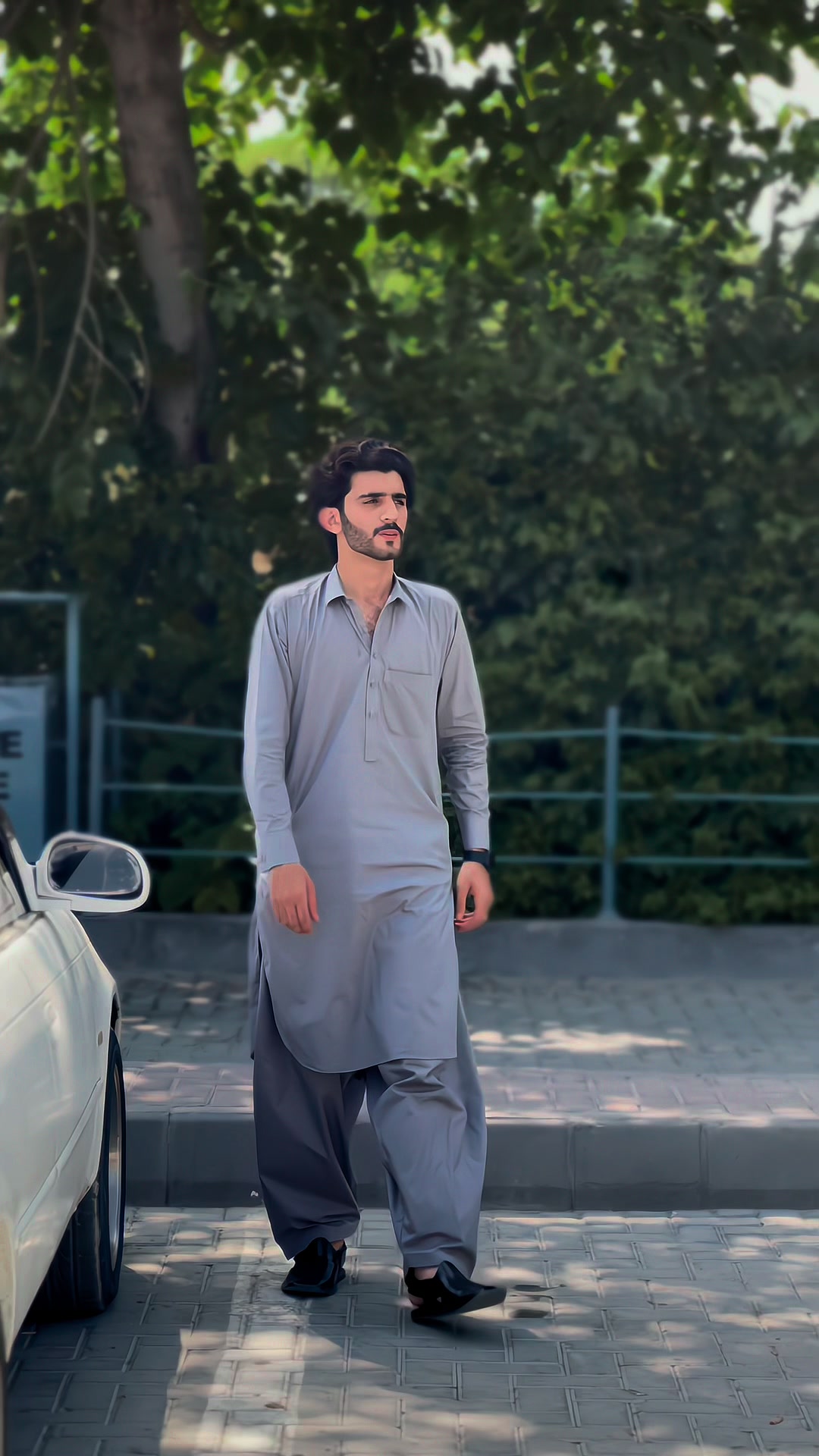 @AK MALIK💥
