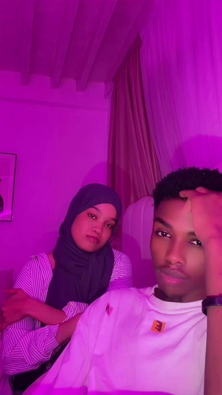 @naxwoqlpi