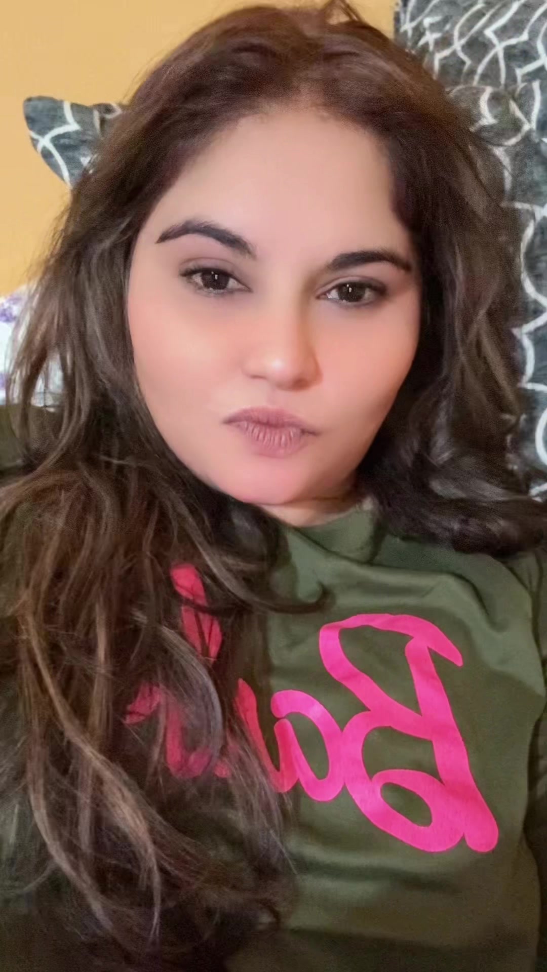 @SEXYNADIA123