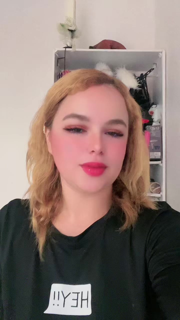 @ella_eluch