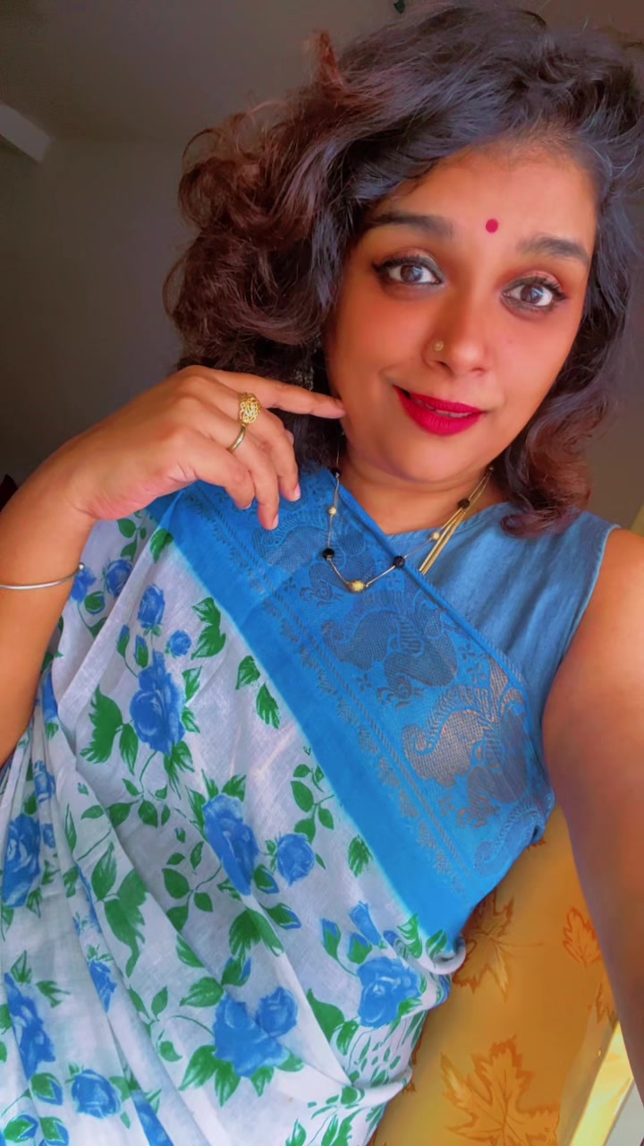 @Gayathiri_Thevar