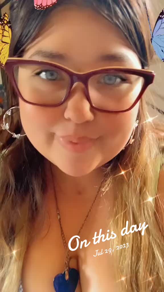 @QueenButterflyNaomi