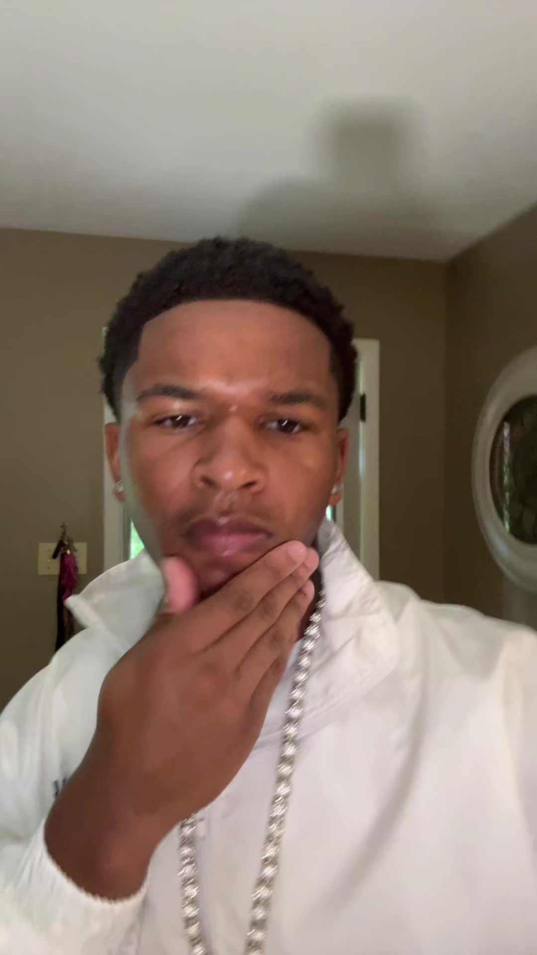 @🤮