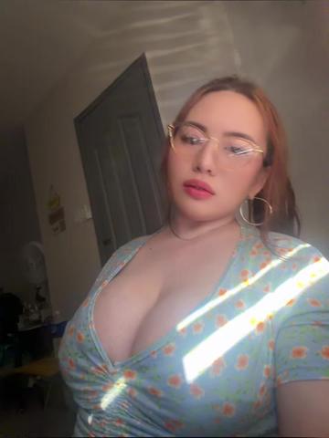 @Chickennuggets🌸
