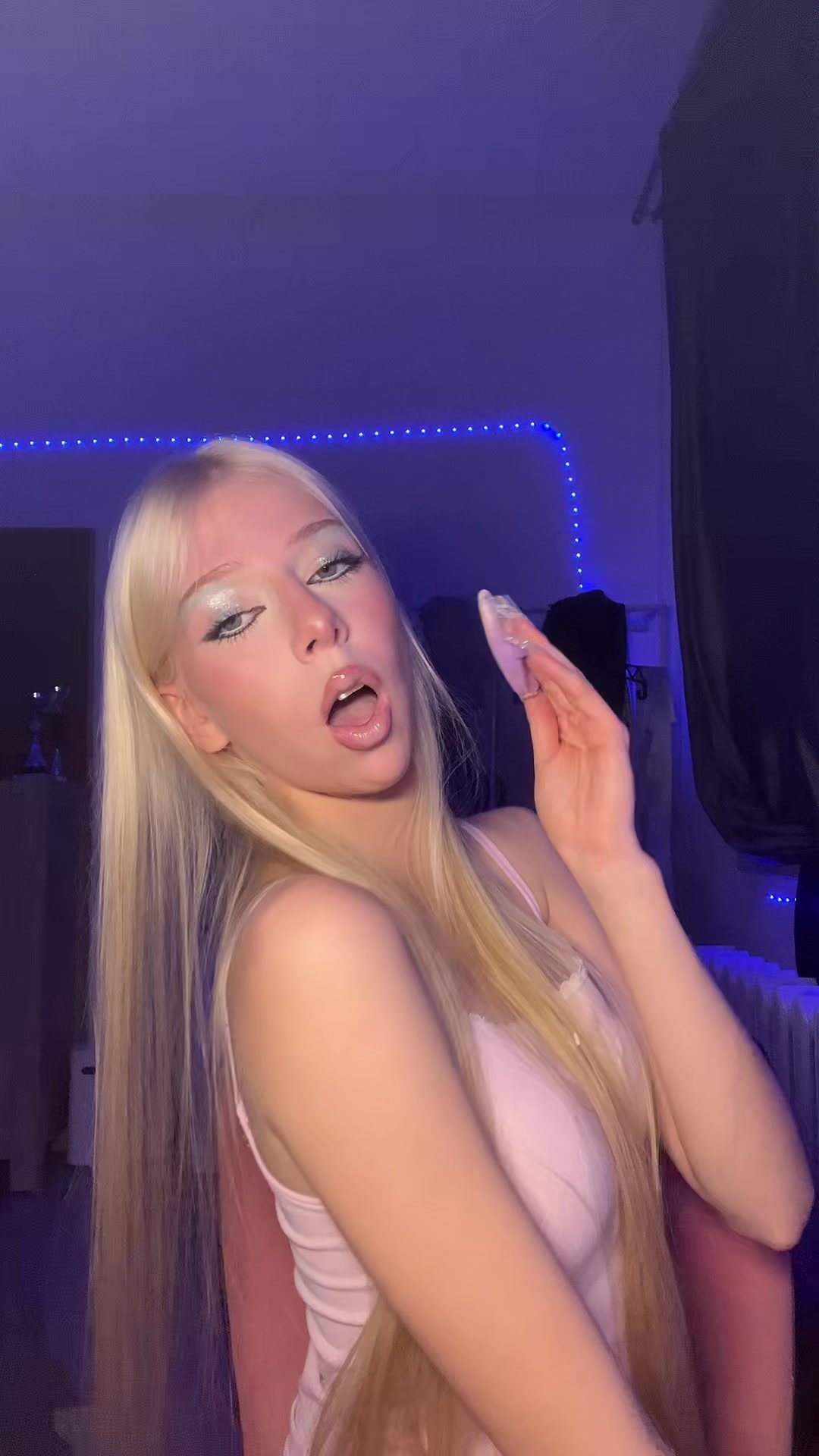 @dead blondе