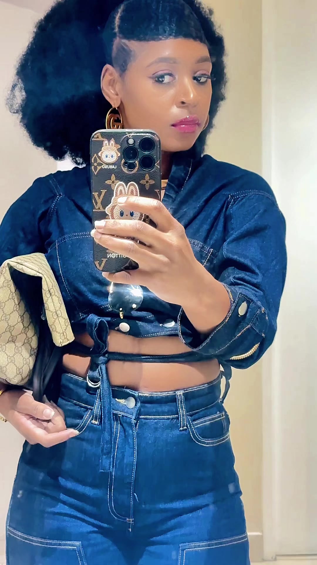 @Pinklolo