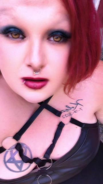 @Sarchotic666