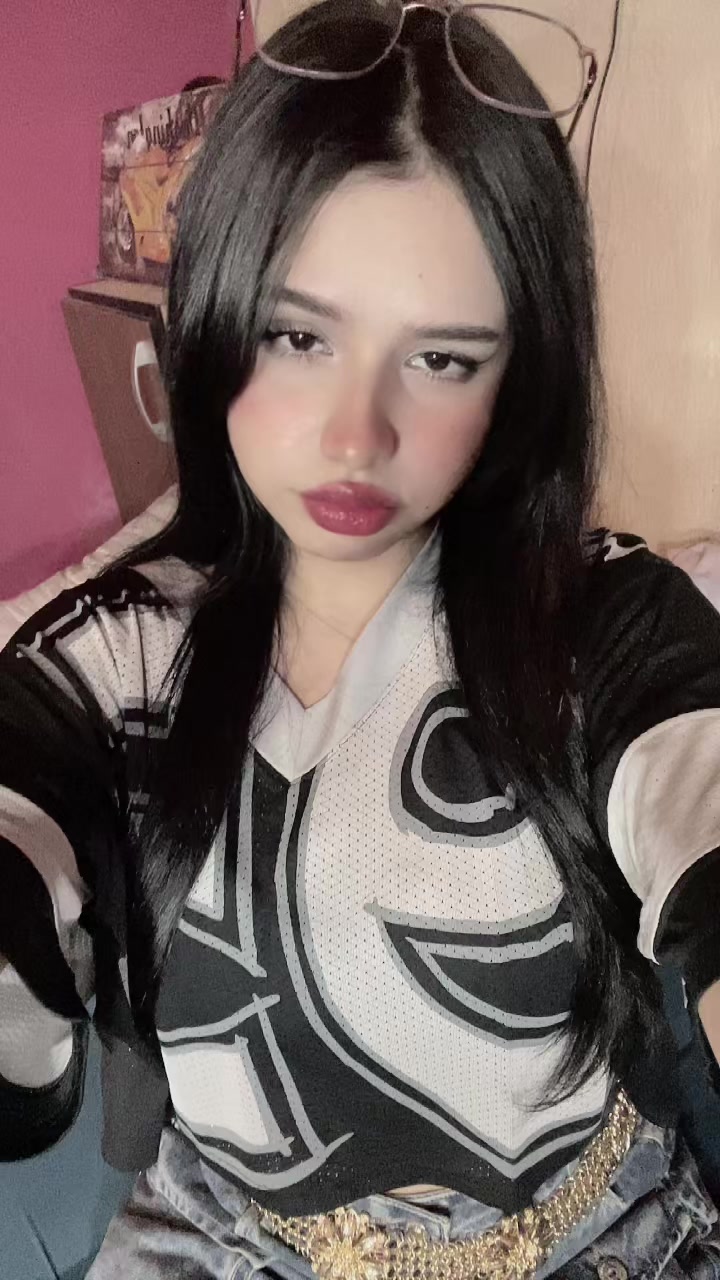 @𝑻𝒐𝒊 🦦