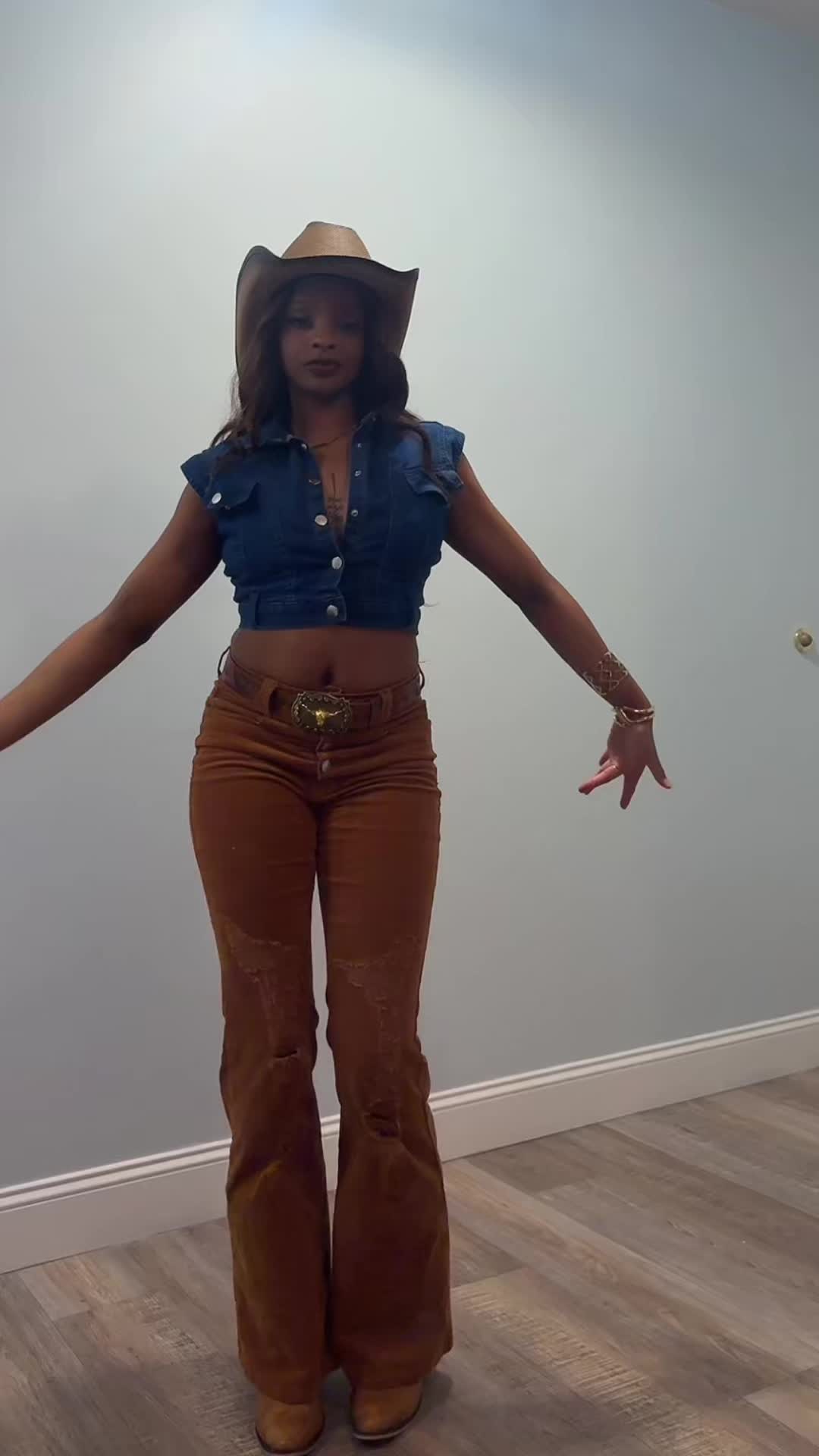@Daysha ๐