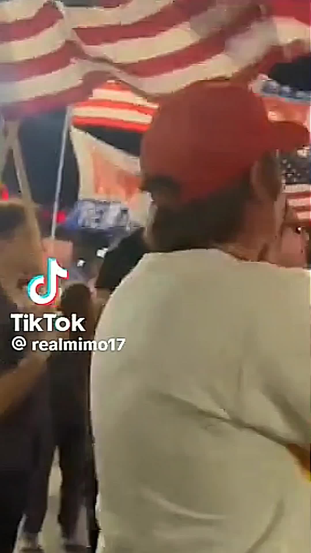 @Maanm409