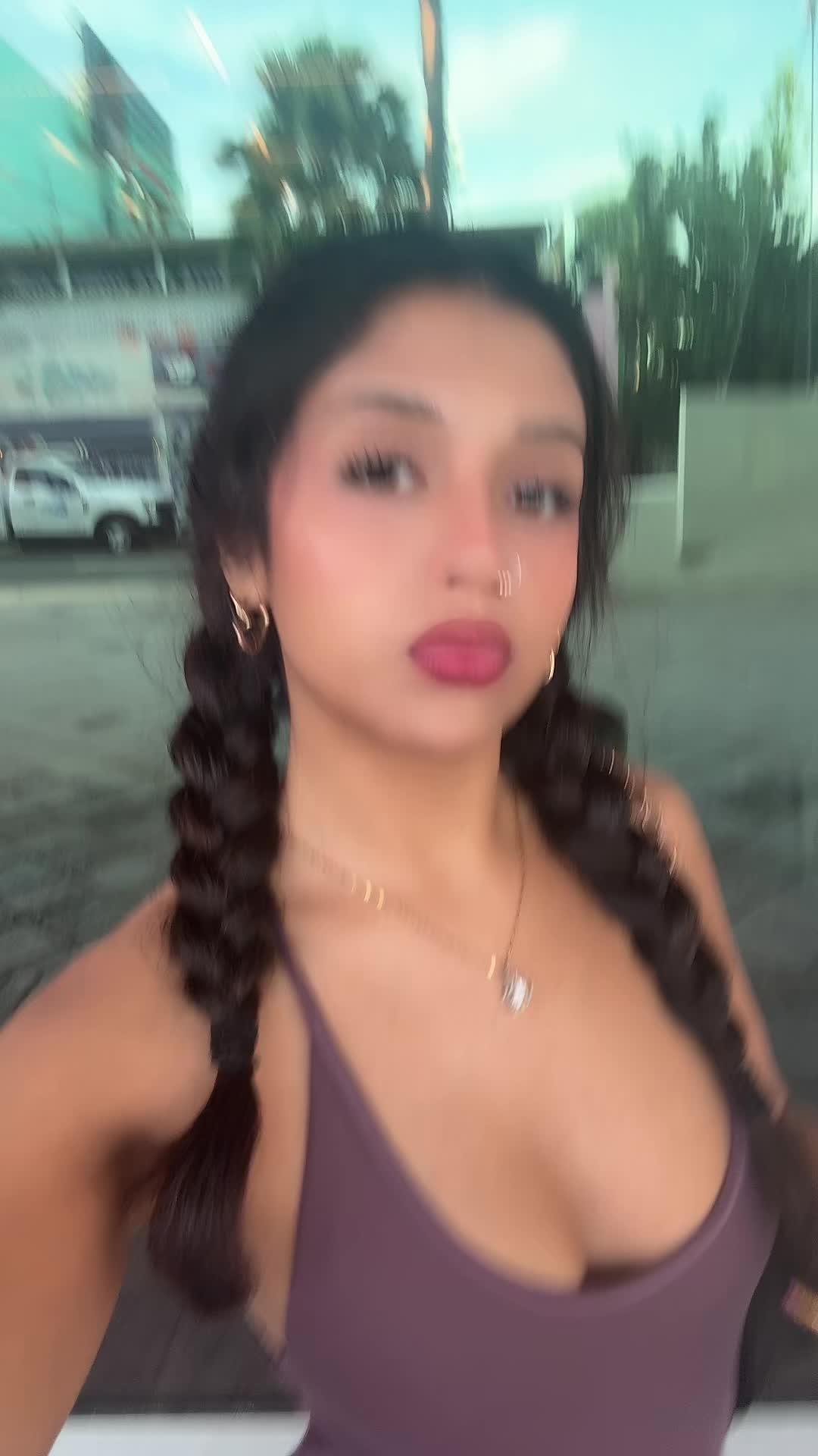 @adriana