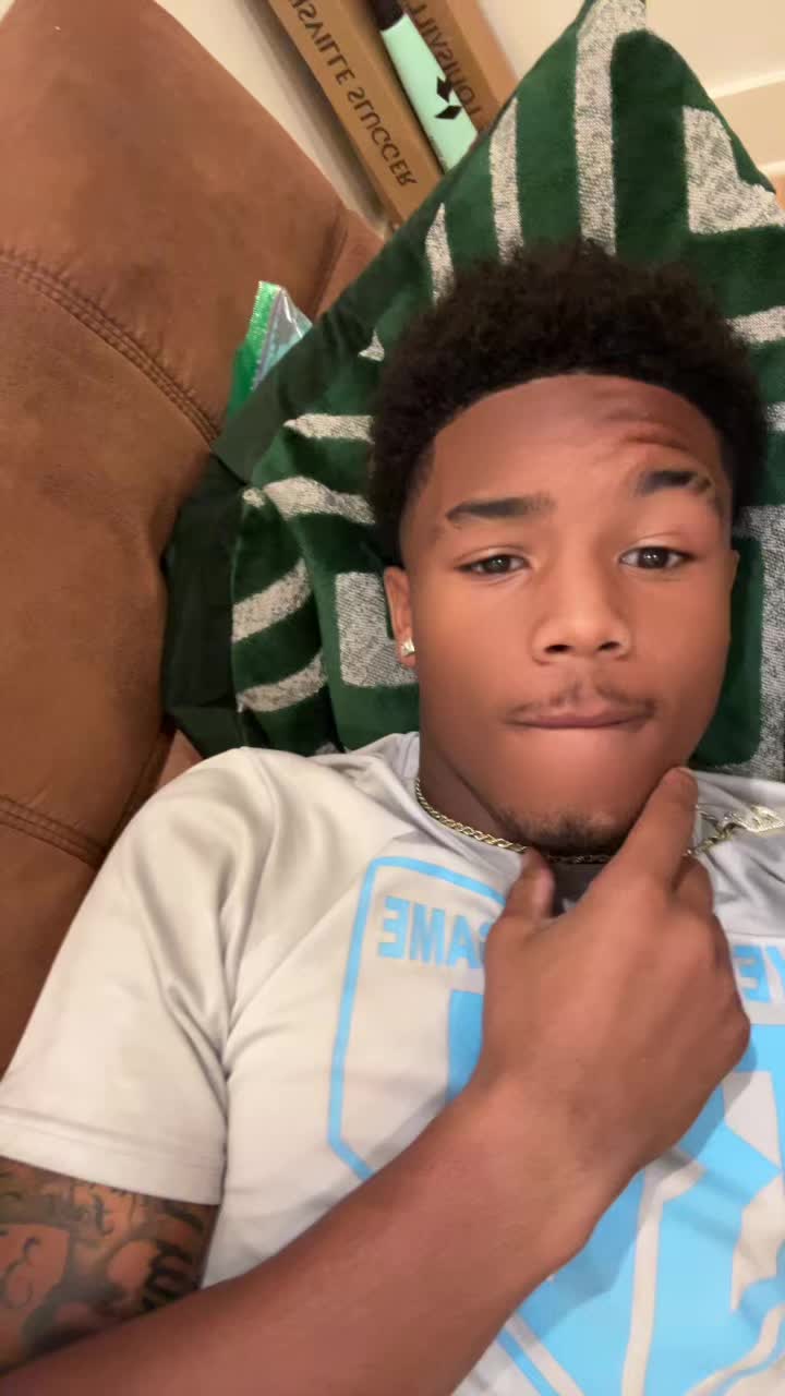 @Jayswrld