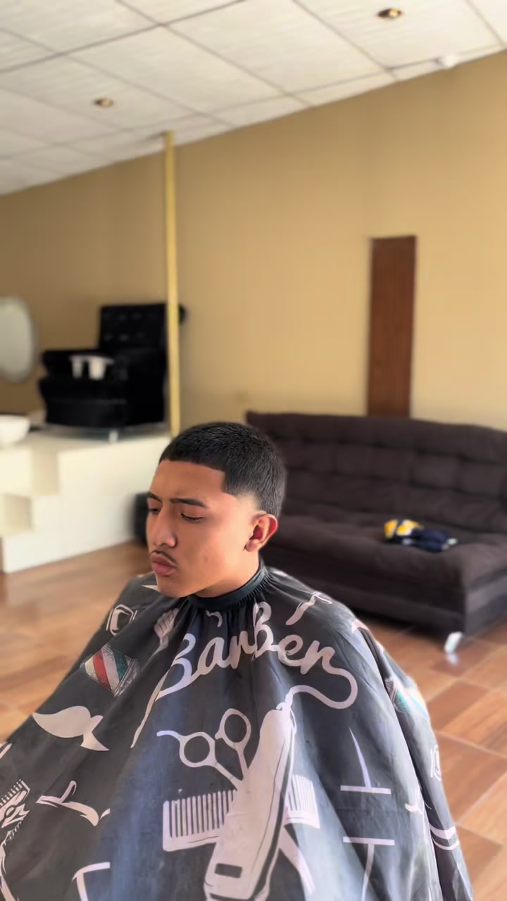 @Russo_barbershop