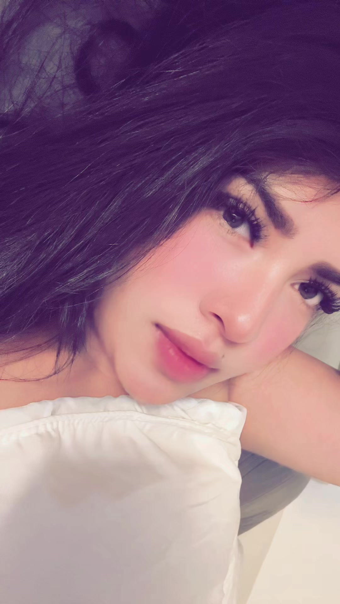 @Evelyn🖤🍒