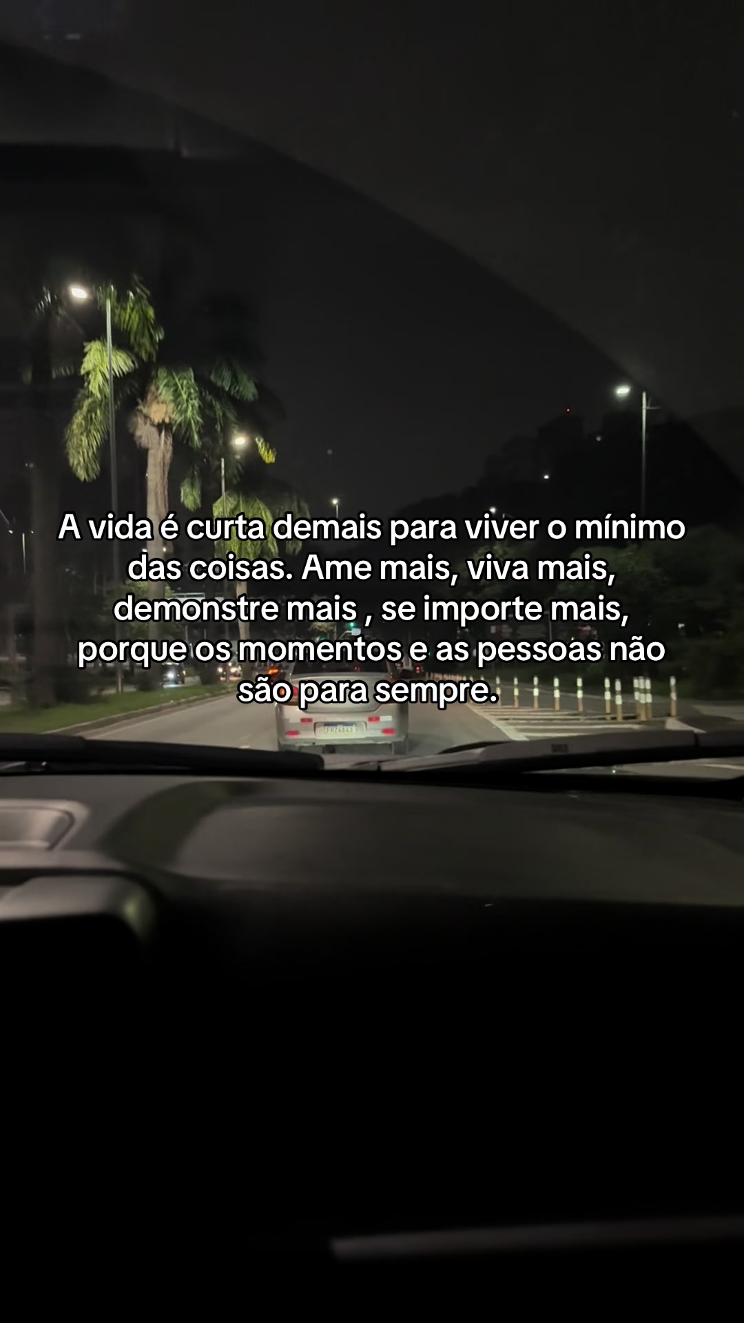@nicoly_fonttinelly