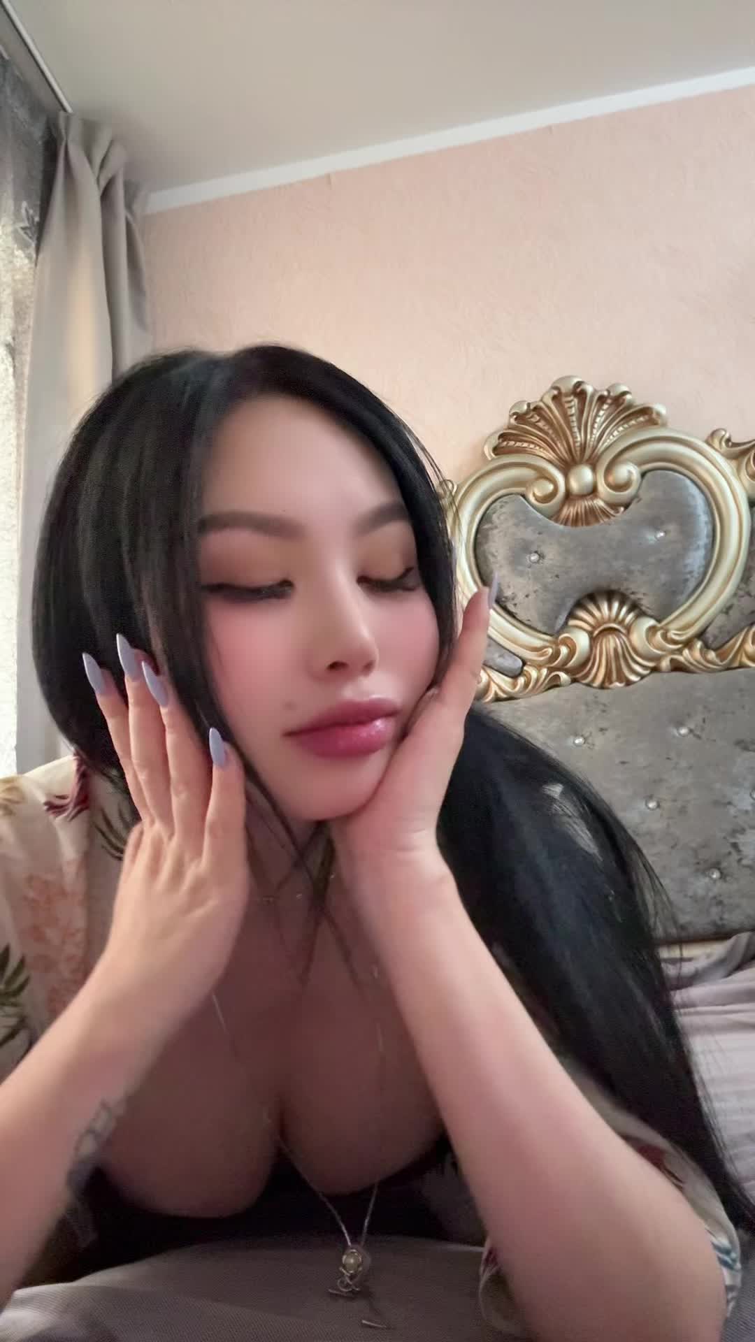 @Bellie