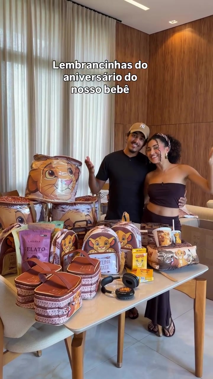 @loresouza