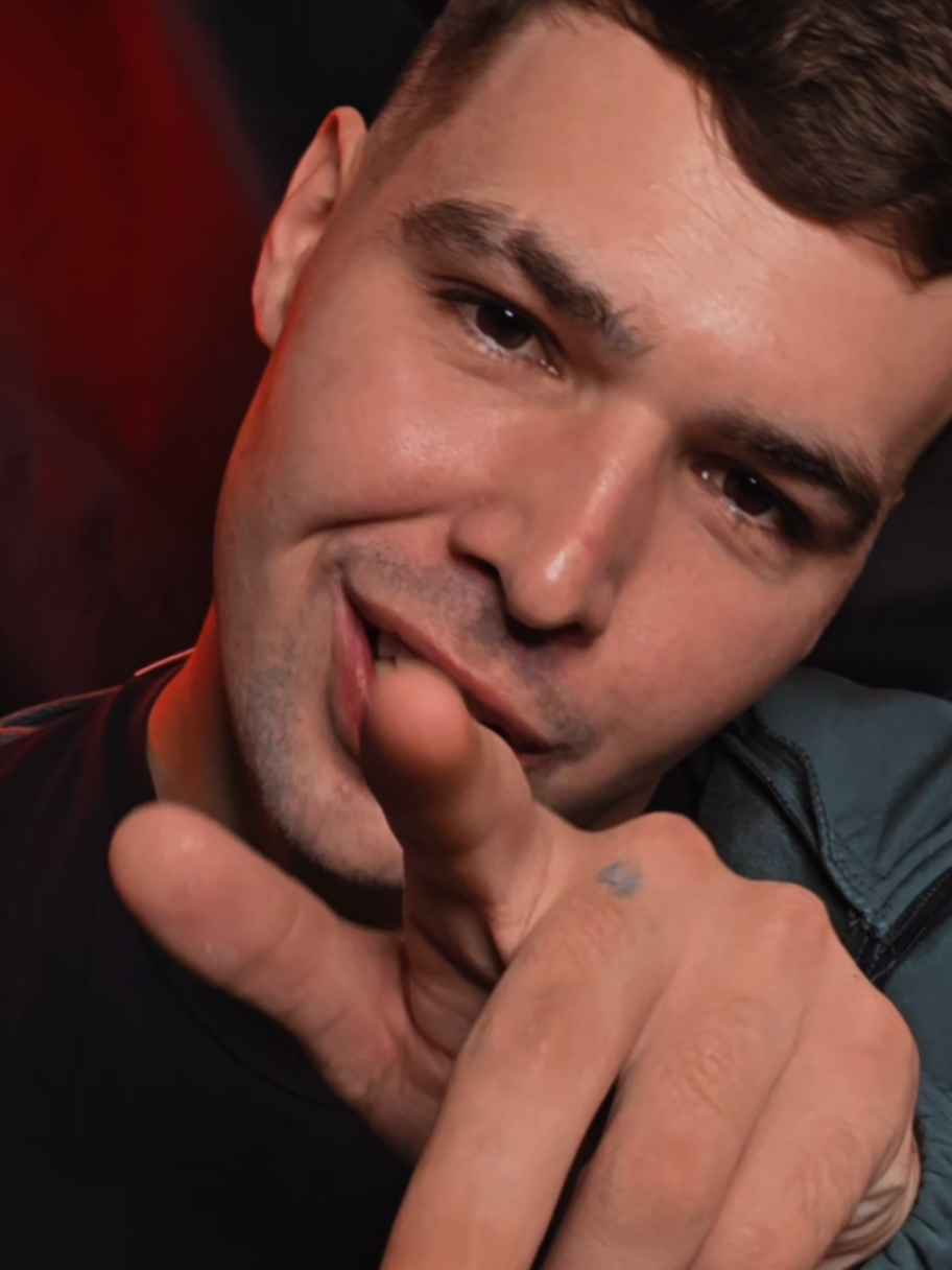 @Руслан 𓆩🖤𓆪