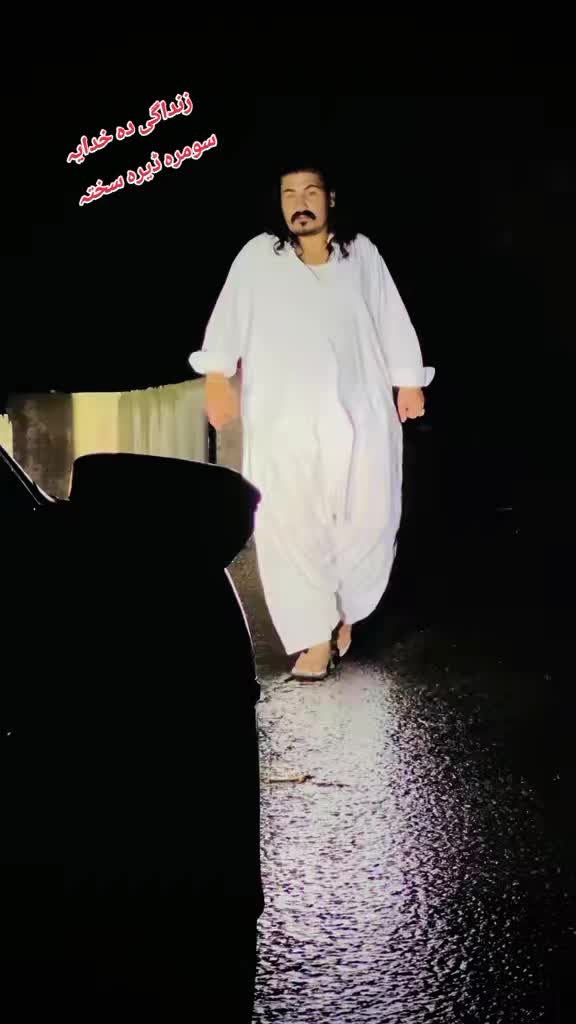@لیوا نائی ملنگ 💔✌️