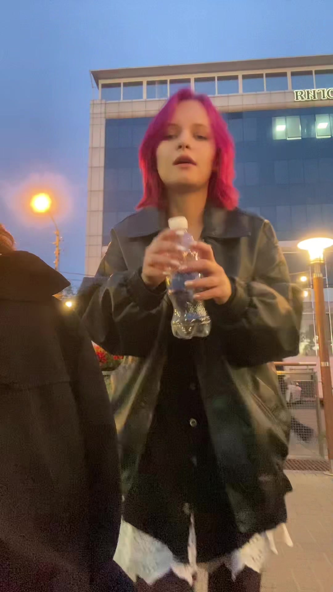 @k083