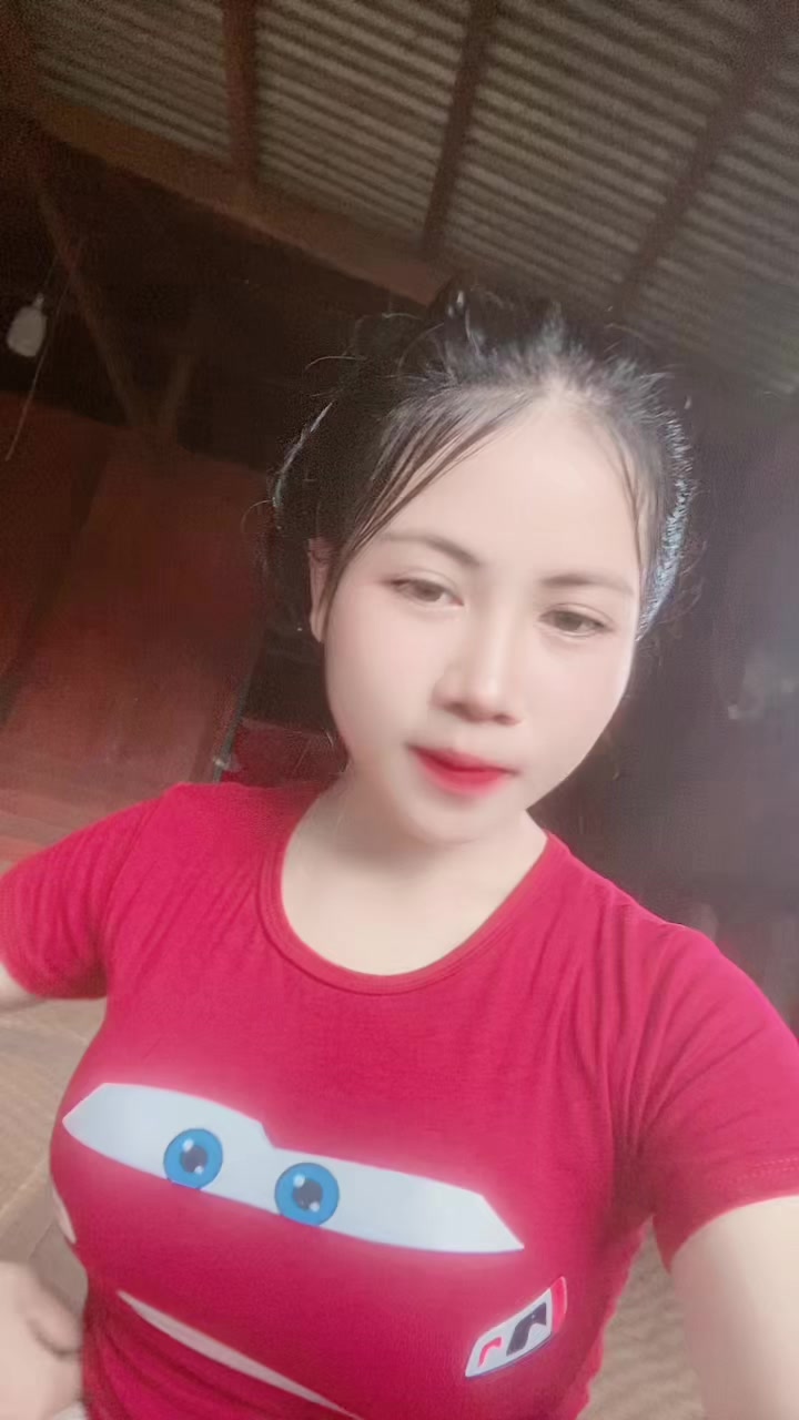 @ເດັກລາວ ສາວບ້ານປົ່ງ