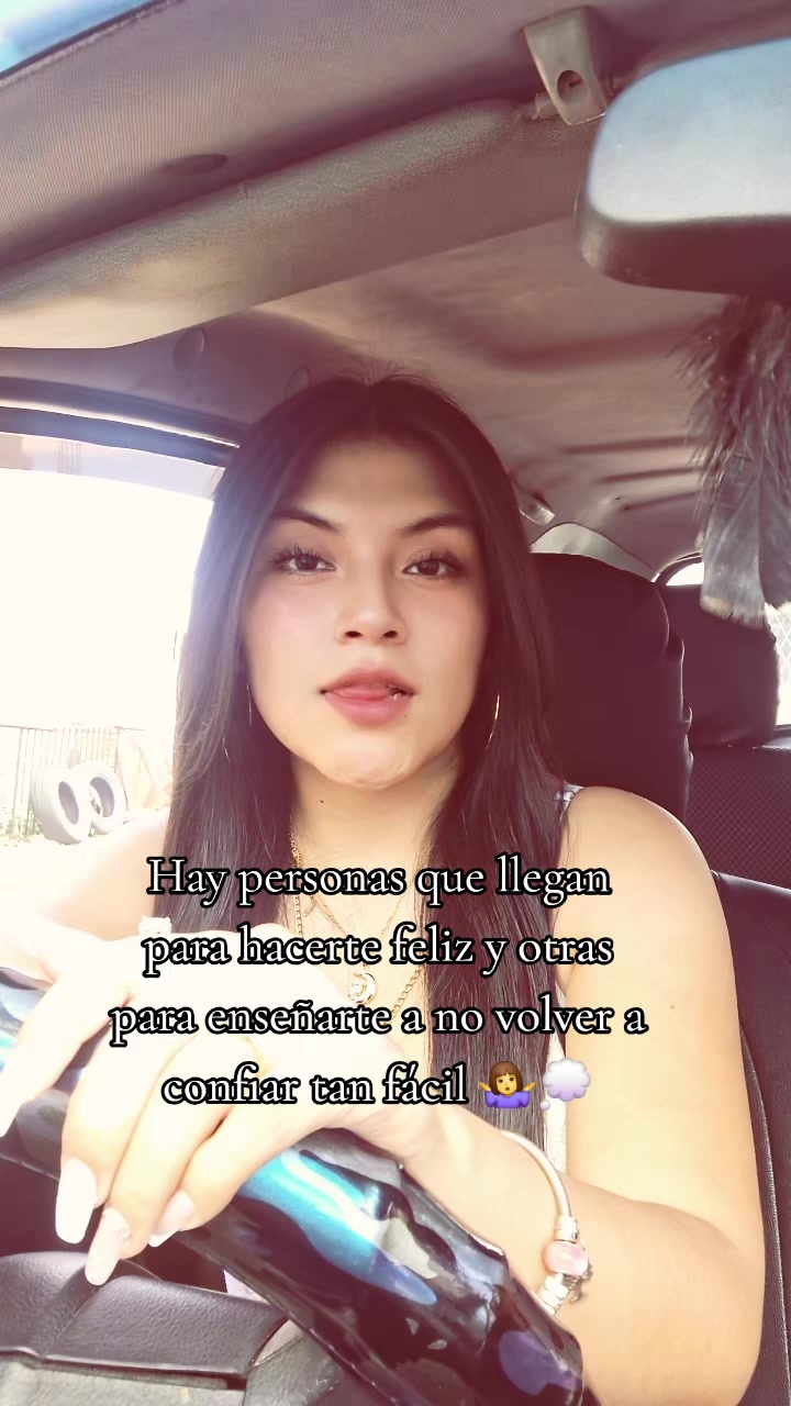 @𝙳𝚎𝚢𝚊𝚗𝚎𝚒𝚛𝚊🖤🌸