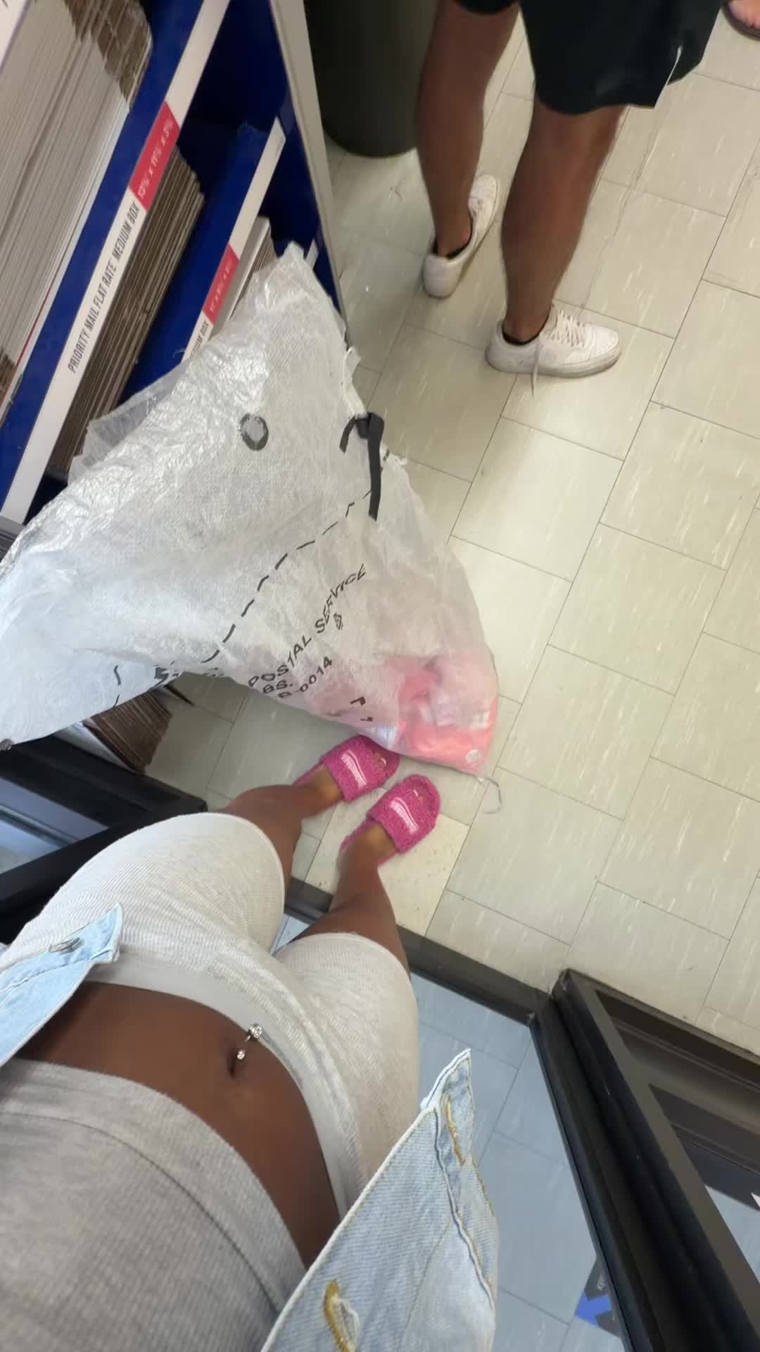 @prettyyluhthangg_