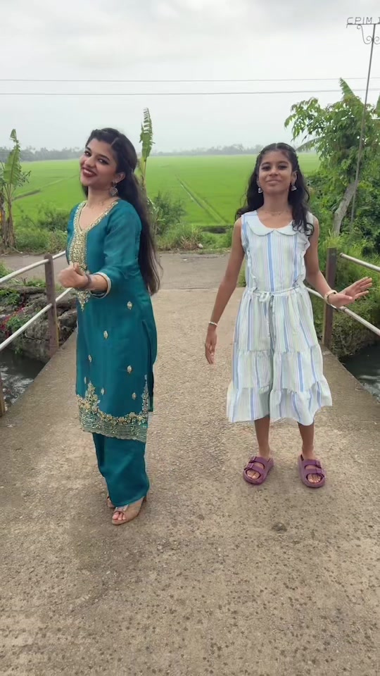 @MALAVIKA_ANILKUMAR