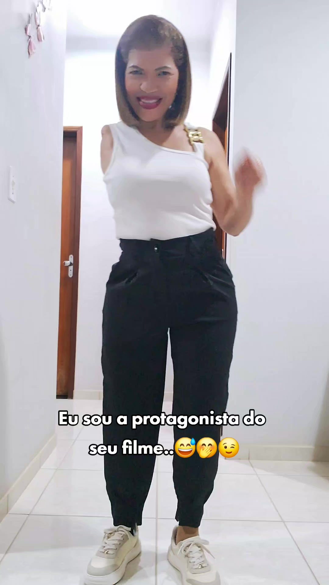 @Bella_dan&ccedil;arina💃🦿