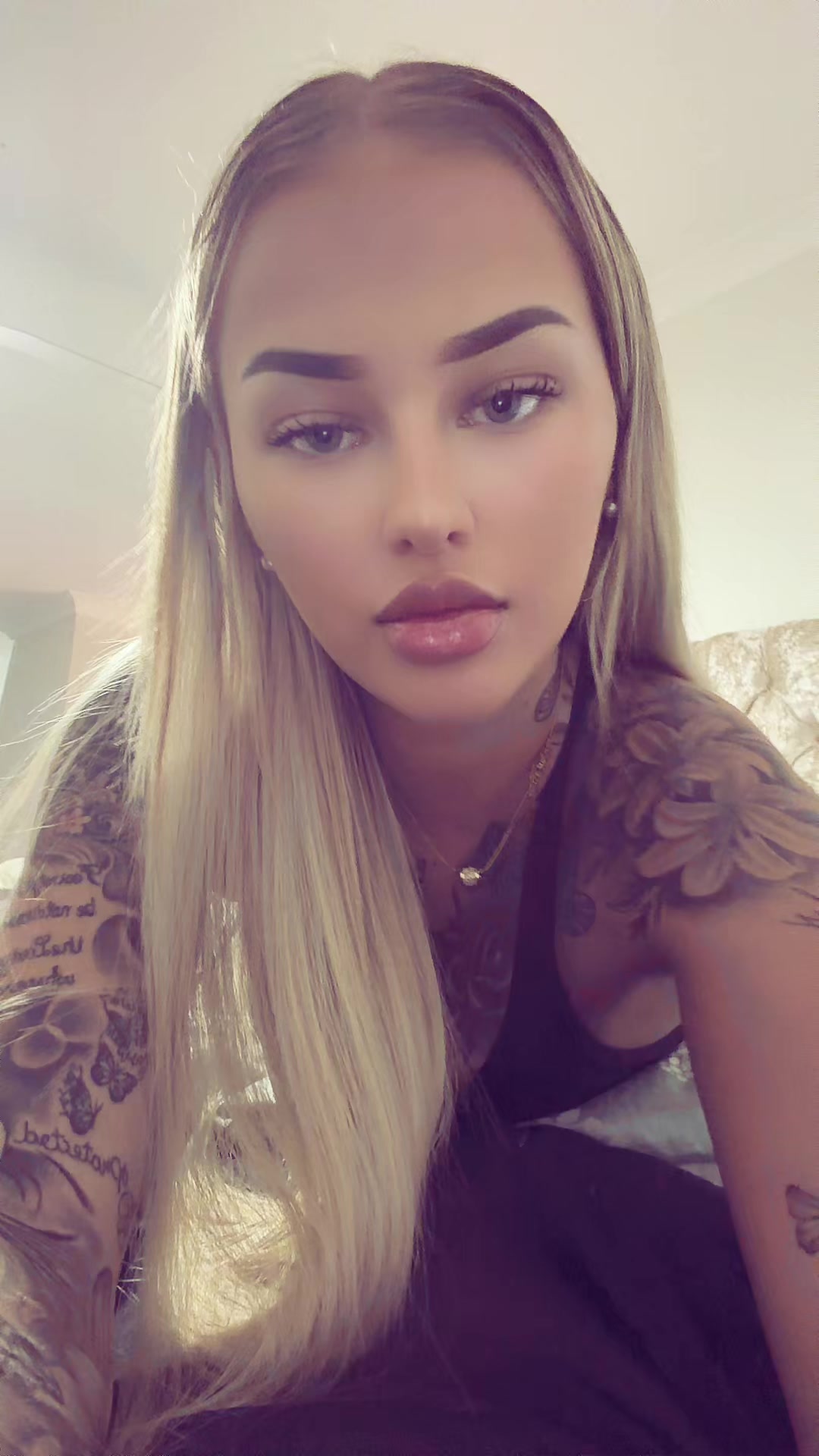 @meeshafloyd2