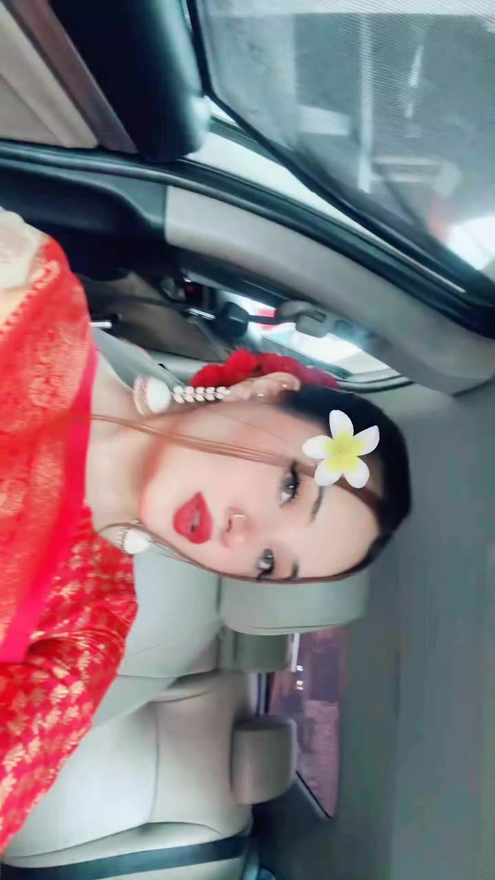 @Mr and Mrs Hussain tareen ♥️😍