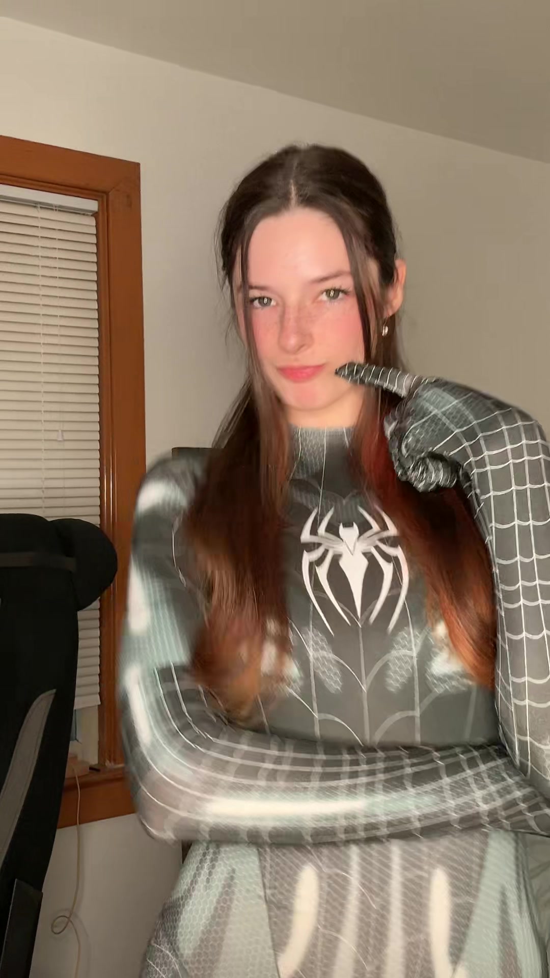 @EllaBloom